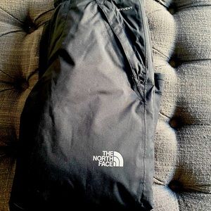 North face snow pants size small7/8 nwot